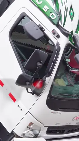 Video de camiones Fuso producido por Flama